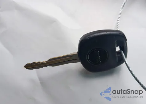 2004 Toyota Sienna Le from USA, damaged, VIN 5TDZA23C44S014475